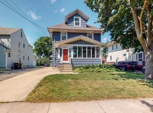 809 1st St NW, Rochester, MN 55901