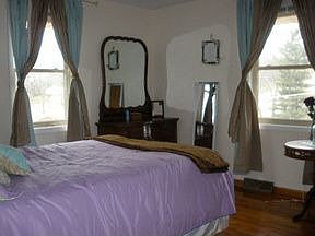 4th image of 2035 Buehrle Dr