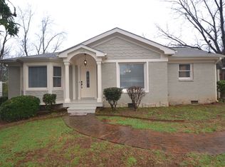 1949 S Columbia Pl, Decatur, GA 30032