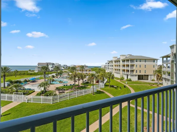 27030 Estuary Dr #202, Galveston, TX 77554