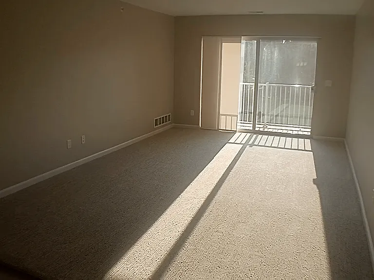 Prentiss Pointe Apartments — Photo 88