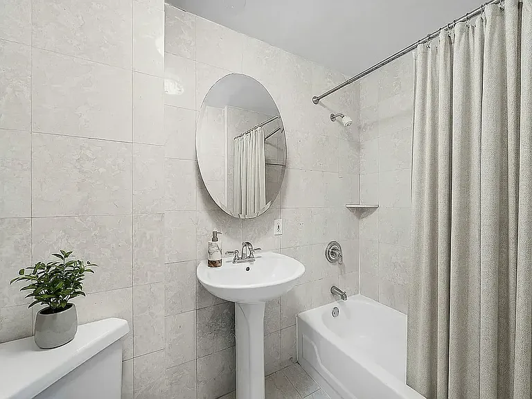 240 W 73rd St #908 — Photo 4