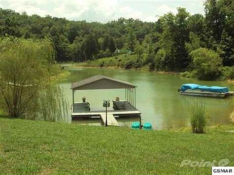 3rd image of 1559 Topaz Ln