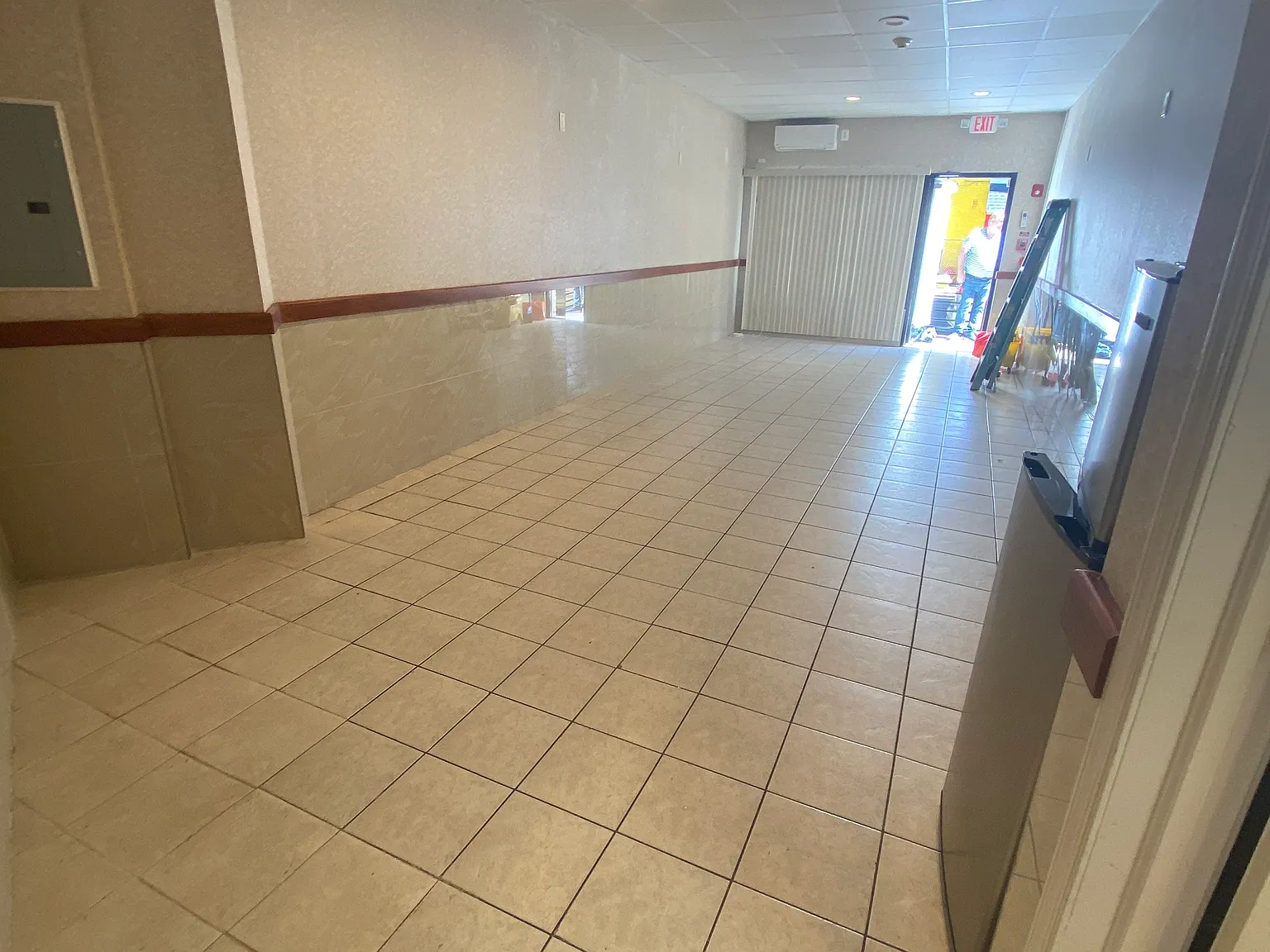 Studio, $750 — Photo 2