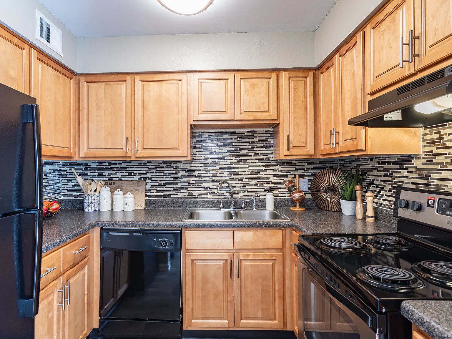 Mallards Landing Apartment Home — Photo 2