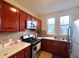 2527 46th St APT 2, Astoria, NY 11103