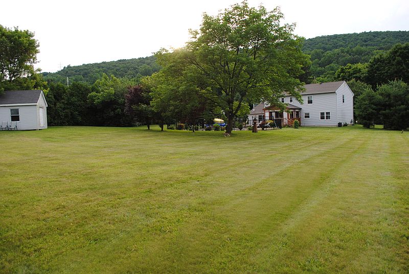2nd image of 1022 Rockport Rd