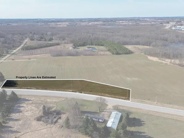 County Rd S, New London, WI 54961