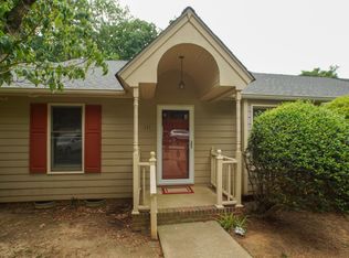 131 Boldleaf Ct, Cary, NC 27513