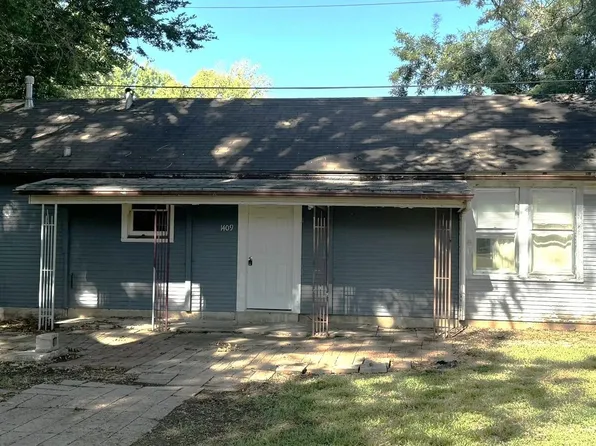 1409 Manning St, Winfield, KS 67156