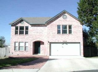 10915 Albeon Park Dr S, San Antonio, TX 78249