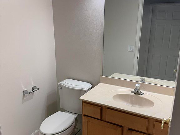 4th image of 2102 Bunker View Court