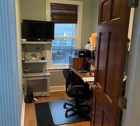 5th image of 76 Jordan Ave