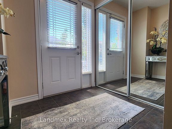 4th image of 227 Harvie Rd #43