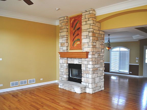 4th image of 784 Richwood Ave