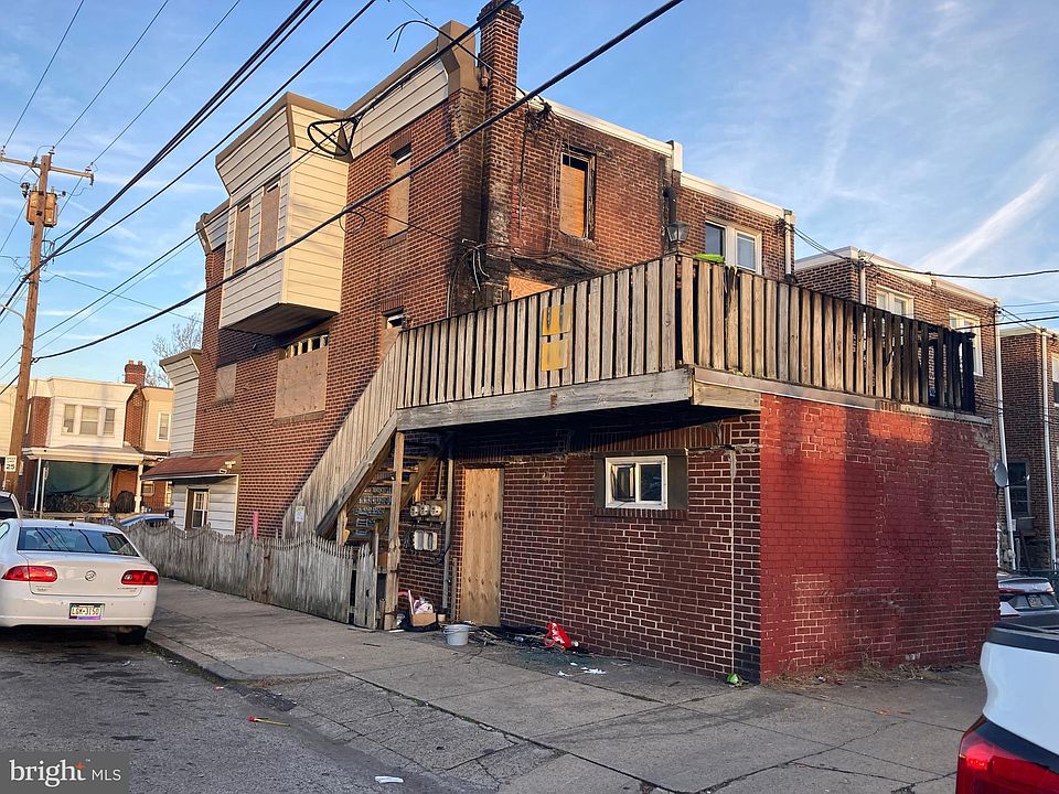 2nd image of 1500 Rosalie St