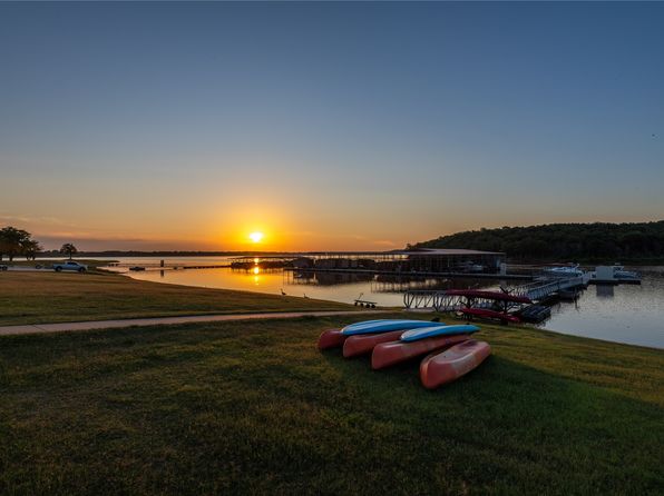 9 Castle Pines Cir, Gordonville, TX 76245