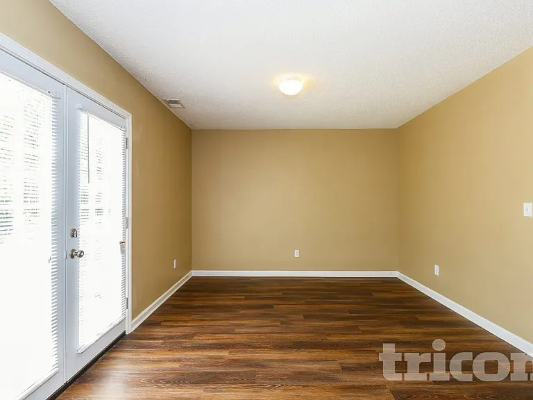 153 Cottage Lake Way — Photo 5