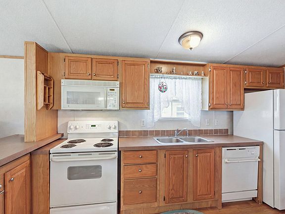 4th image of 436 Long Branch Rd