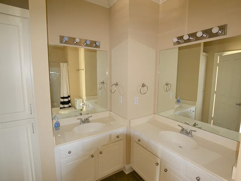 2117 Cypress Hall Aly — Photo 7