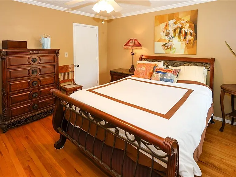 402 Olde Mill Ln — Photo 30