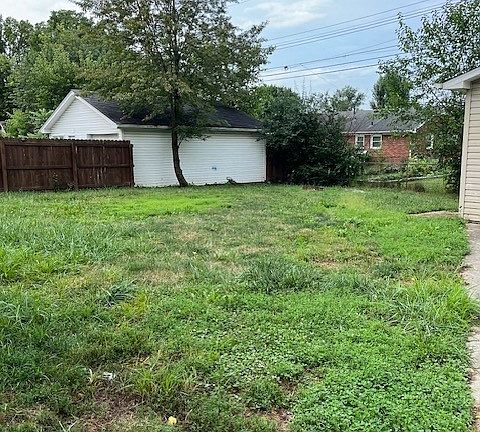 4th image of 622 Warrington Dr
