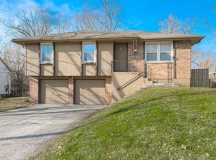 4010 NE Antioch Rd, Kansas City, MO 64117