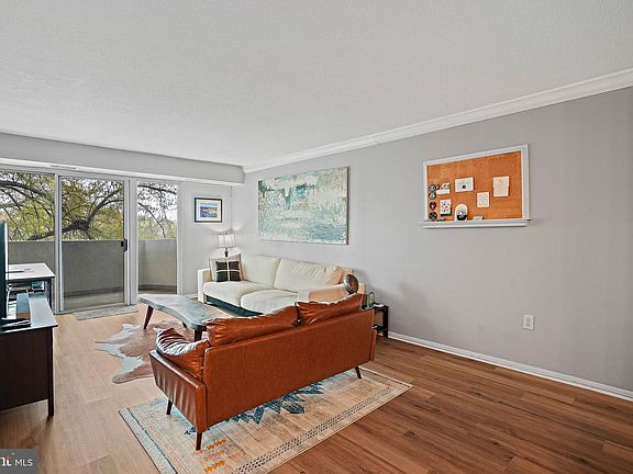 5th image of 700 7th St SW APT 311