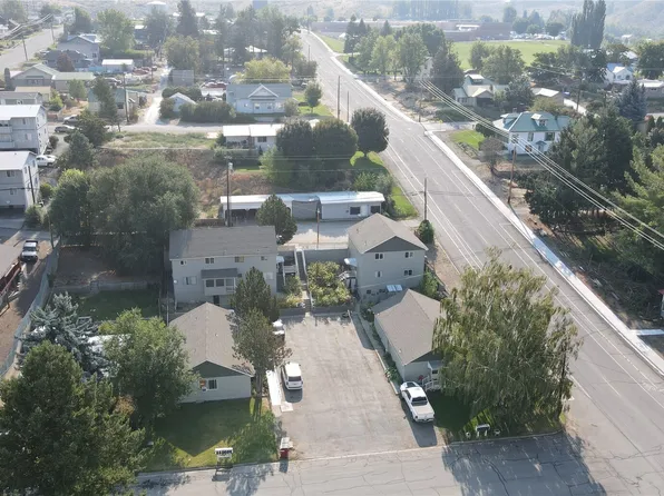319 S Tonasket Avenue, Tonasket, WA 98855