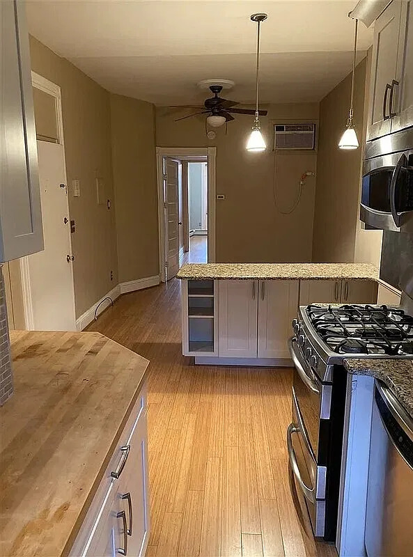 1 bed, 1.0 bath, 500 sqft, $1,693 — Photo 4