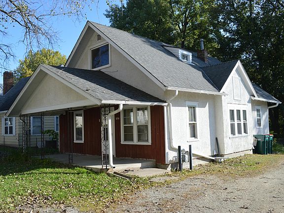 Side with driveway