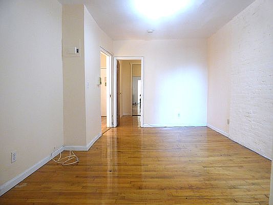 2nd image of 330 E 84th St #5S