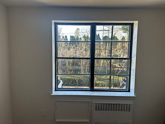 2nd image of 1063 Northern Blvd