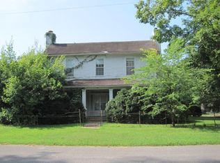 310 Hamilton St, Courtland, AL 35618