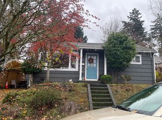 1806 SE Miller St, Portland, OR 97202