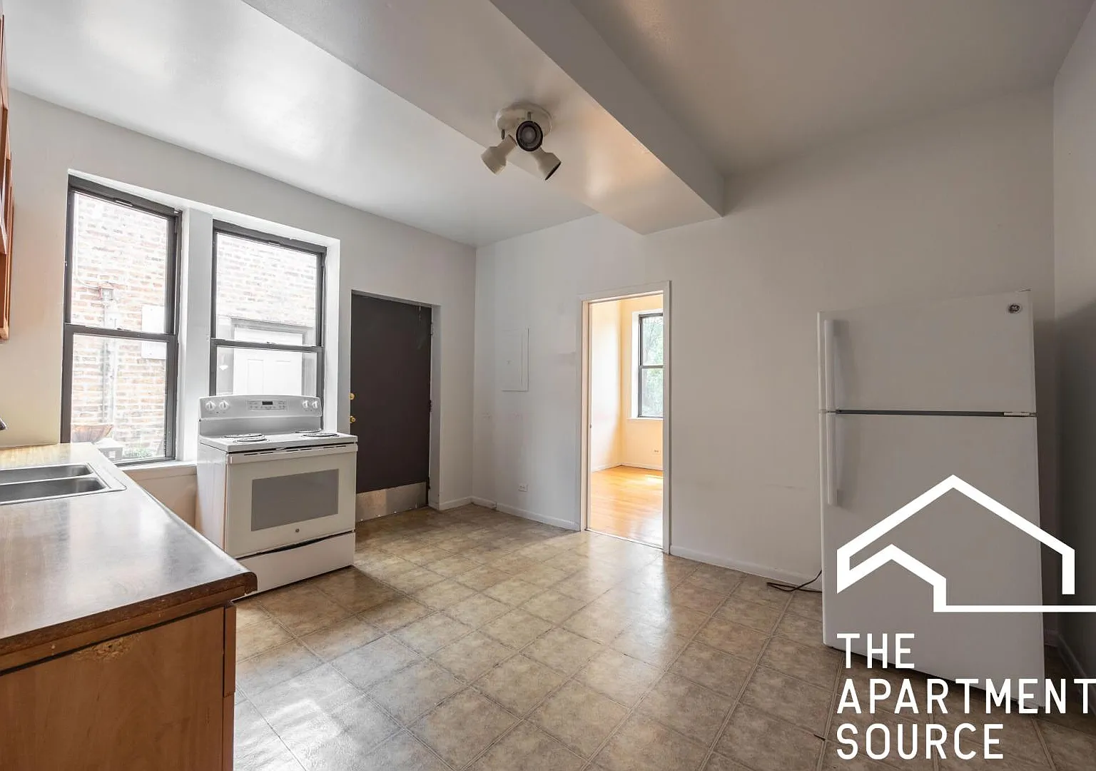 3147 West Medill Avenue #3 — Photo 3