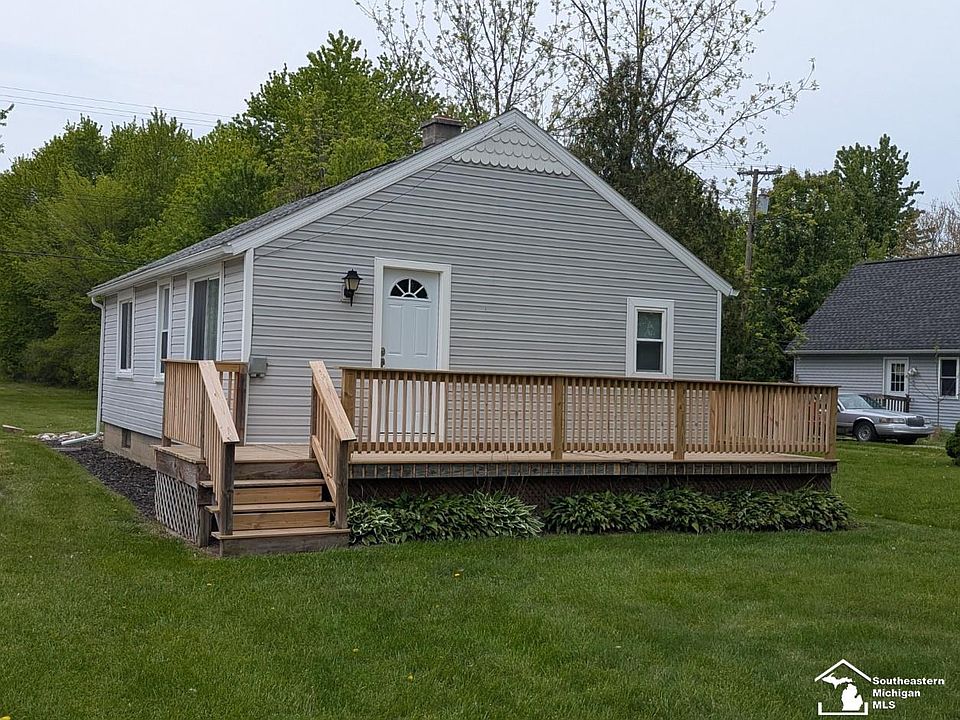 1st image of 3657 Vivian Rd