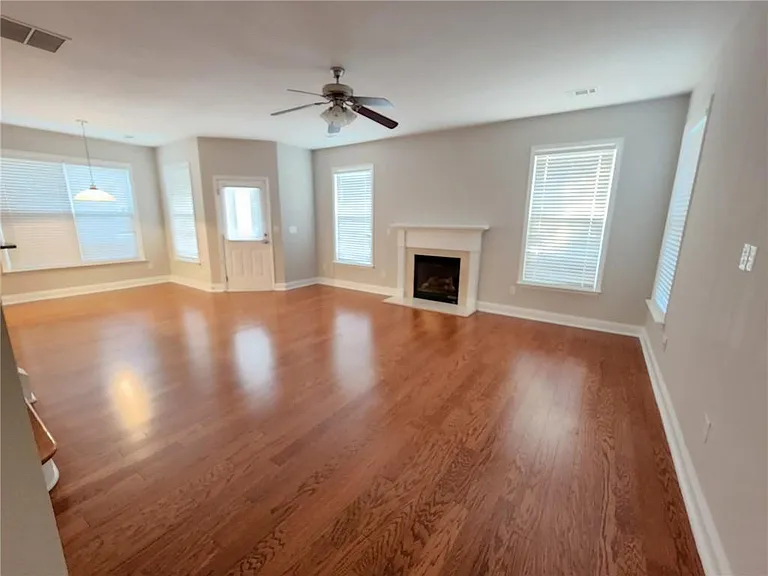 5520 Casey Valley Way — Photo 7
