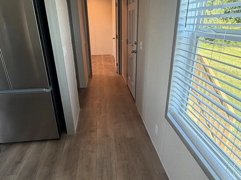 213 Grandmere Dr — Photo 6