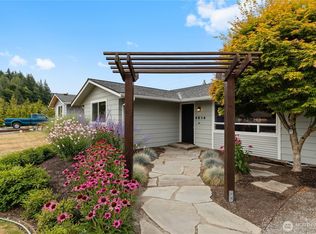 4014 Commercial Ave, Anacortes, WA 98221