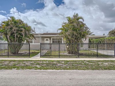 2440 NW 208th St, Miami Gardens, FL, 33056