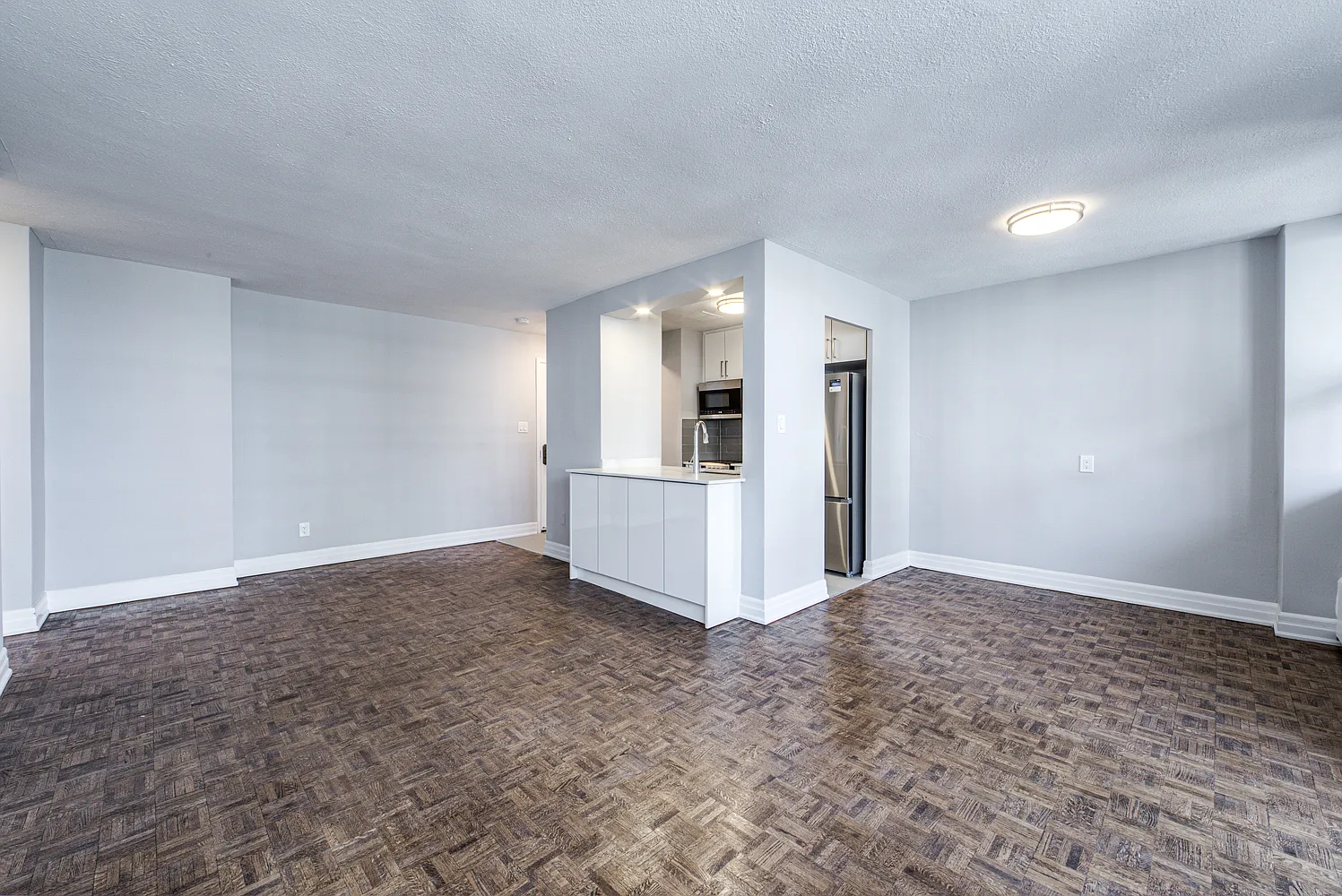 88 Redpath Avenue — Photo 3