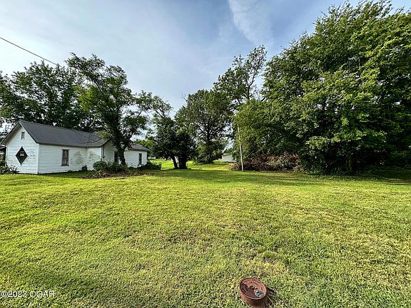 512 W Main St, Weir, KS 66781 | MLS #233769 | Zillow