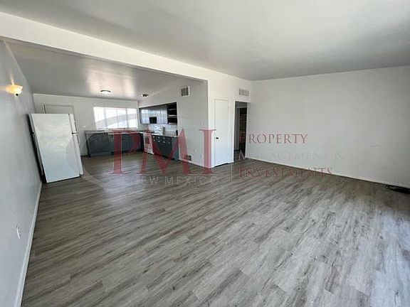 3rd image of 1550 Durazno St #7