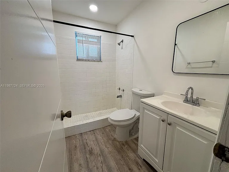 2308 Jackson St #3 — Photo 10