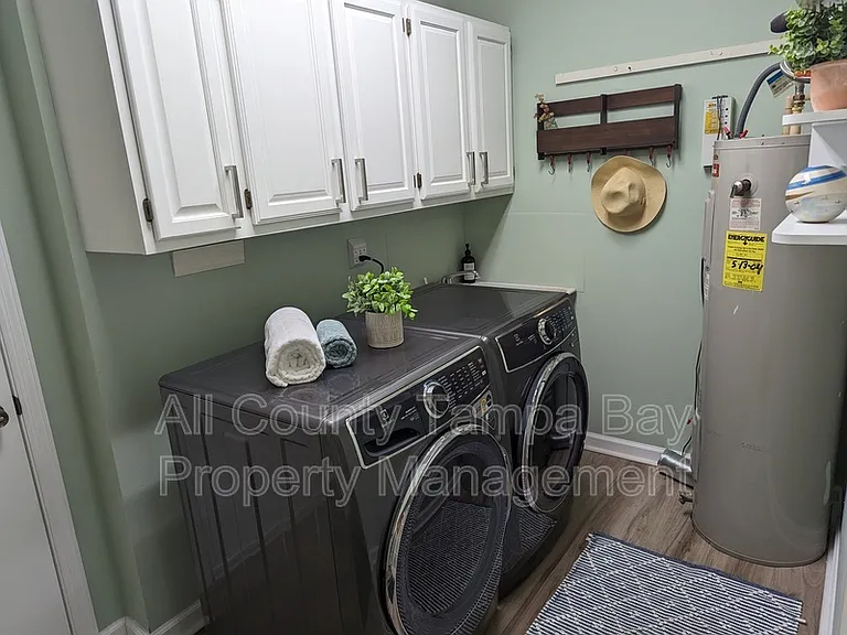 3931 Venetian Way — Photo 17