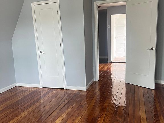 3rd image of 66 Tiffany Pl #3RDFL