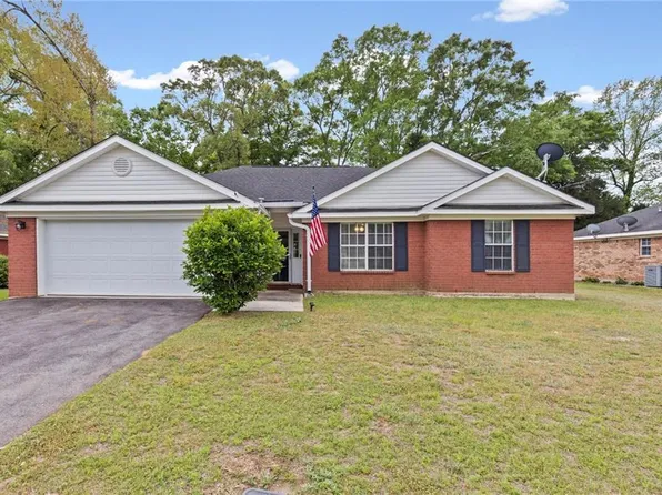 13205 Oak Forge Dr, Mobile, AL 36608