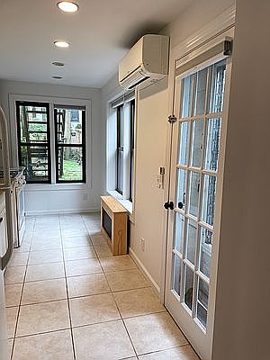 4th image of 638 Union St #1G