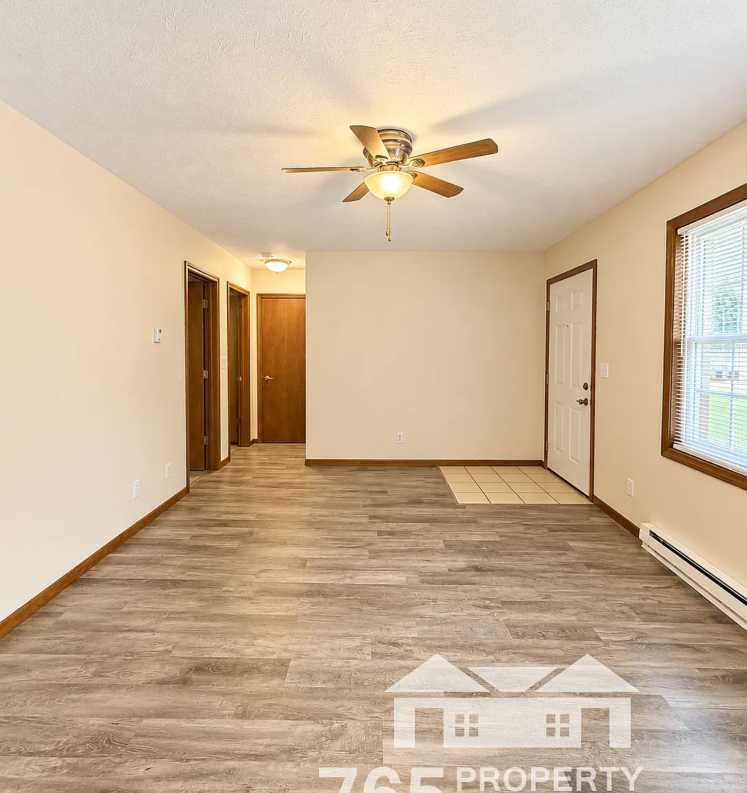2 bed, 903 sqft, $950 — Photo 2
